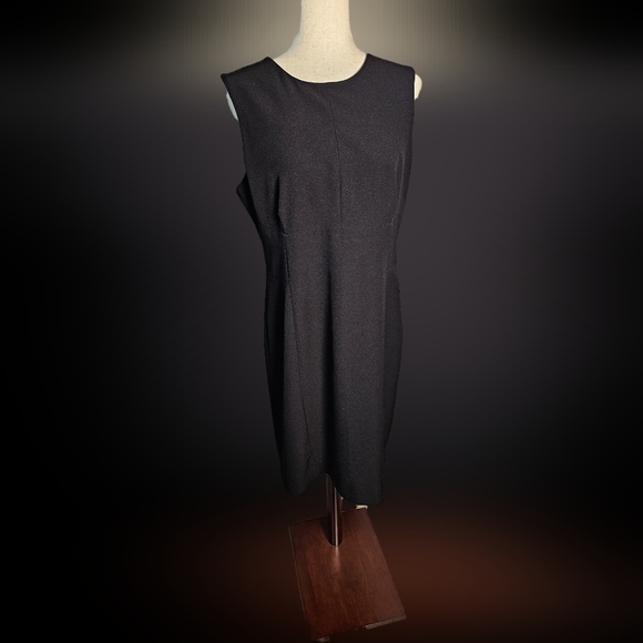 MM Lafluer Elegant Black Sleeveless Sheath Dress Size 14 - Picture 2 of 10